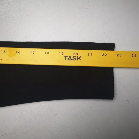 Under Armour Compression Ladies Size XL Black Mock Neck Coldgear Active Top - Picture 9 of 10